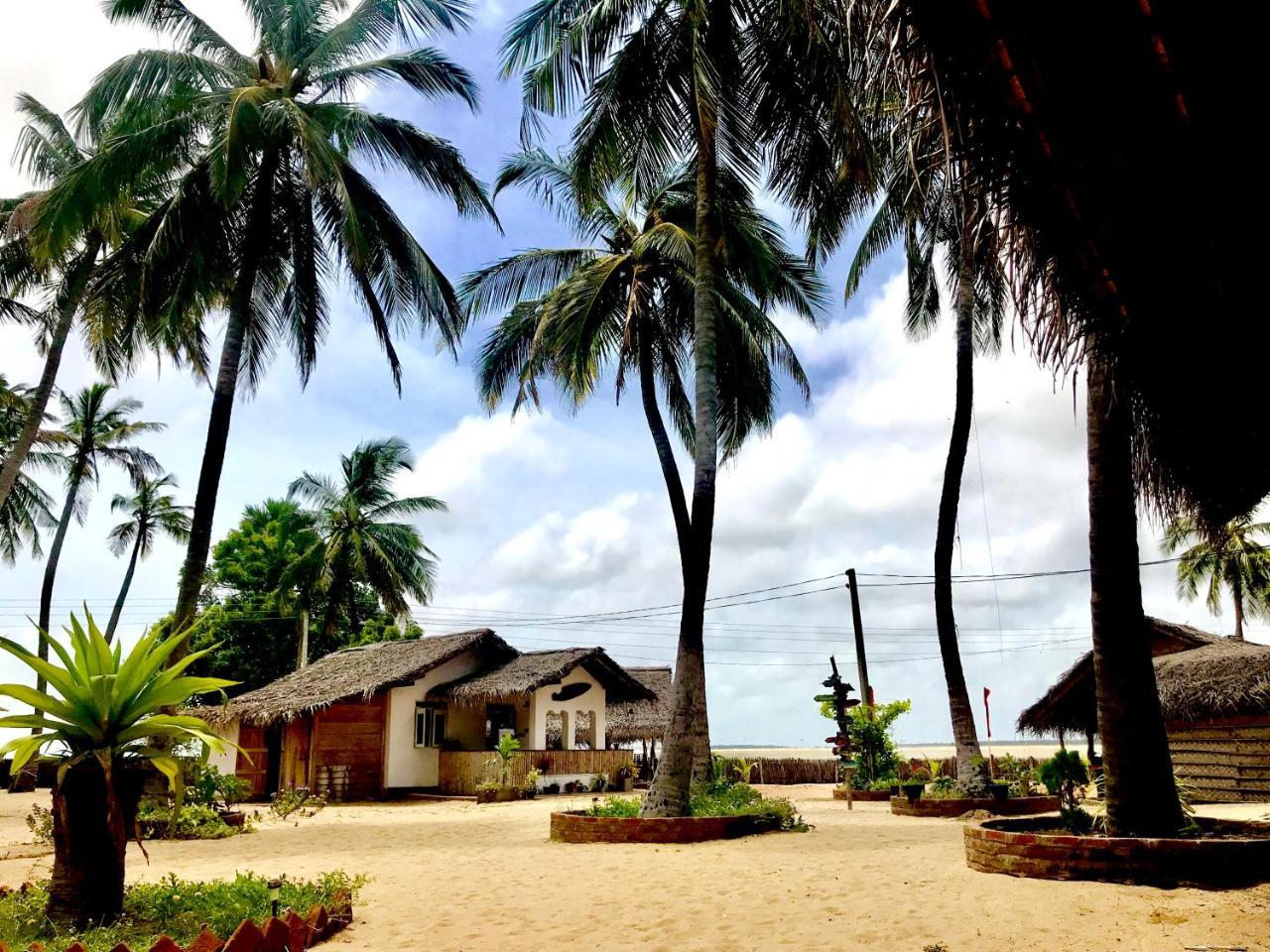 Surfpoint Sri Lanka Kite Village Kalpitiya Exterior photo
